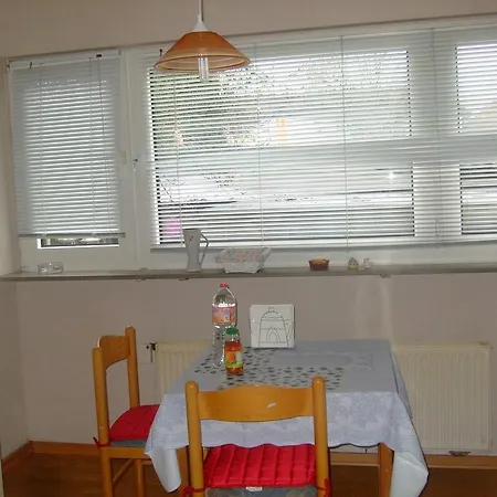 Apartment Monteure Schlangenwall